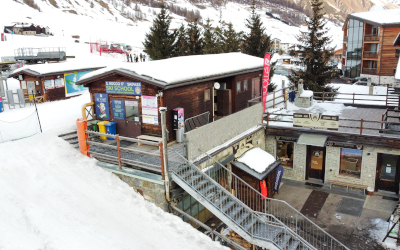 Vista del noleggio sci San Rocco a Livigno dall'esterno